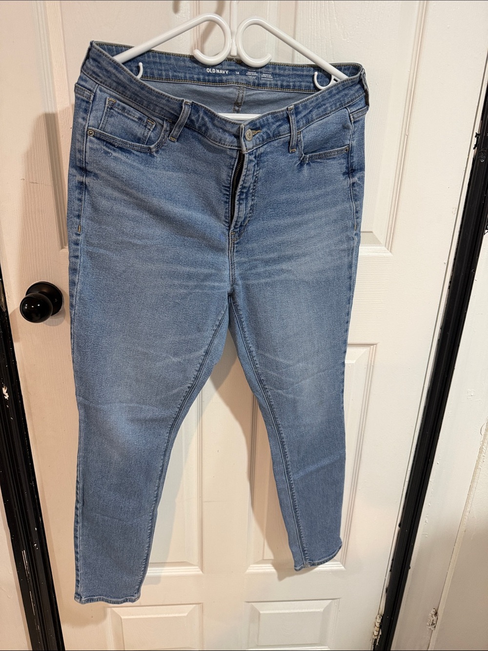 Old Navy Women's Light Blue Skinny Jeans